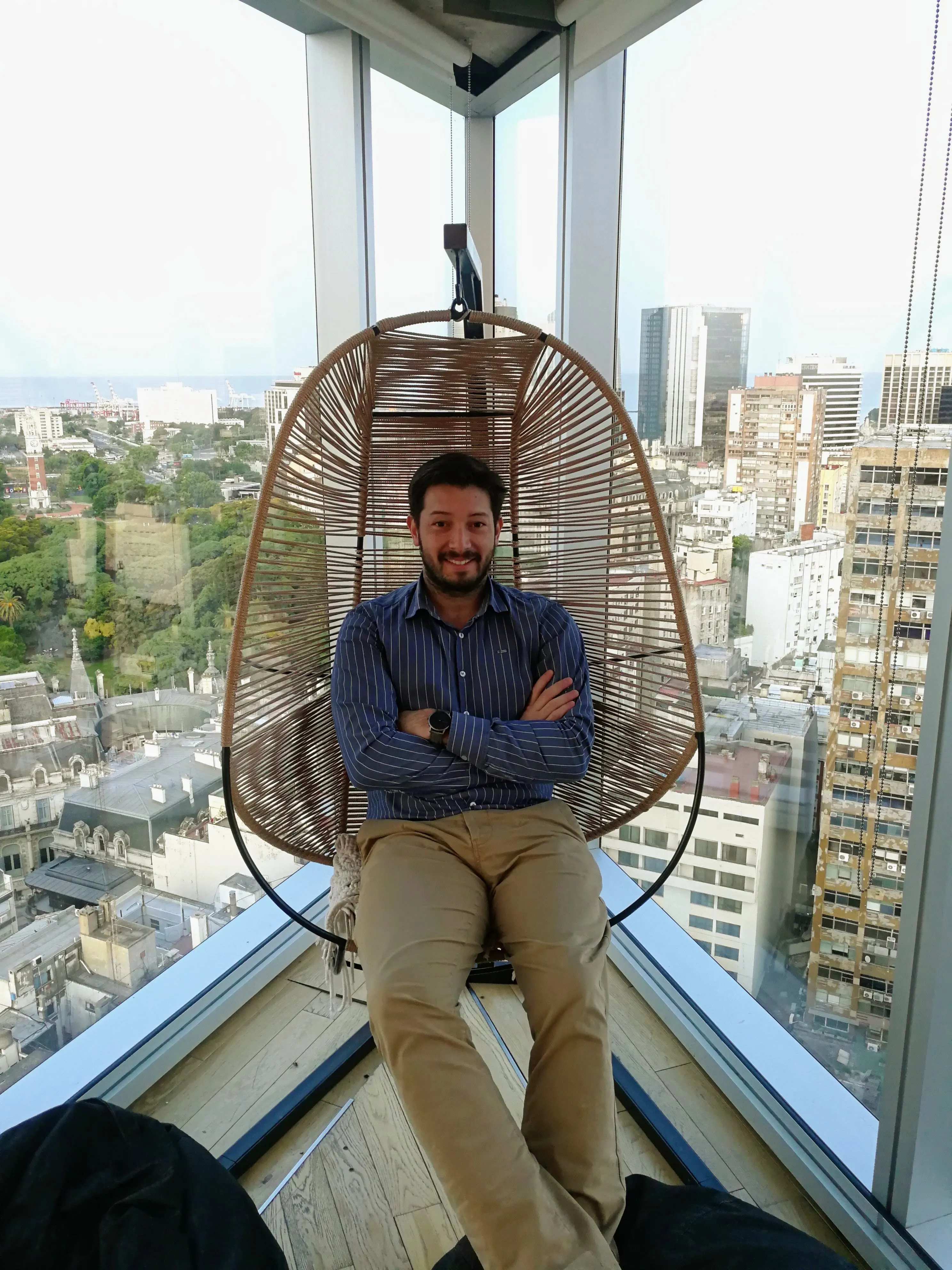 Ariel H. López